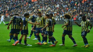 Fenerbahçe'yi konuşacak! 3 dünya yıldızı listeye alındı...