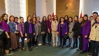 Karşıyaka'da 8 Mart'a Özel Kadın Söyleşisi