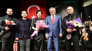 Kemer'in orkestrasından anlamlı konser