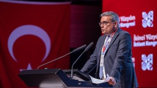 Kerim Rota: Gençlere umut verecek ikinci nesil toplum sözleşmesine ihtiyaç var