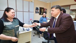 Menderes Belediyesi Başkan V. Erkan Özkan: Bir gün değil her gün yanlarındayız