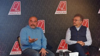 42 Maslak'ta ;Ramazan Sohbetleri'nin konuğu Ezel Akay'dı