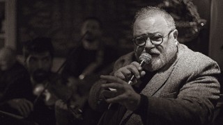 Adil Akbaşoğlu'ndan bayramlık şarkı: ”Bugün Bayram Edelim”