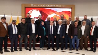 Başkan Böcek Kırcami bölge muhtarlarıyla buluştu