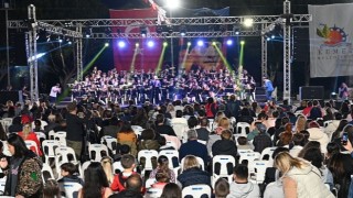Gençlik Orkestrası gönülleri fethetti