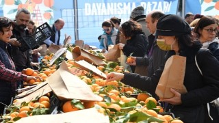 Kadıköy, Depremzede Çiftçilerle Dayanışmaya Devam Ediyor