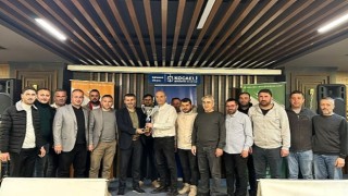 Kazandıkları ödülleri çocuklara gönderdiler
