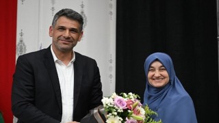 Kartepe'de Saliha Erdim&#39;e Büyük İlgi