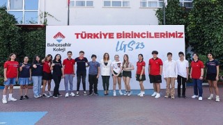 2023-LGS'de 58 Türkiye Birincisi Bahçeşehir Koleji'nden