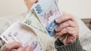 Emekli maaşı ve bayram ikramiyesinde ödeme tarihi belli oldu