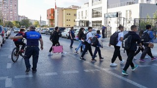 Beylikdüzü Belediyesi Öğrenciler İçin Görev Başında