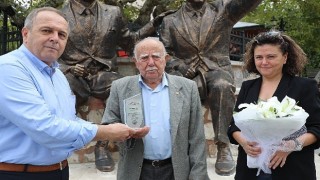Gemlik'te En Kıdemli Zeytin Üreticisi Unutulmadı