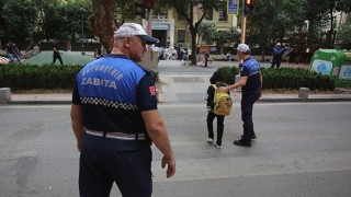 Okulların ilk gününde Büyükşehir Zabıtası görev başında olacak