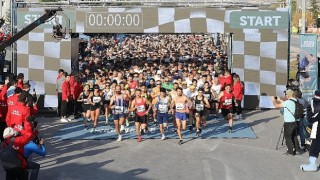 Binlerce Sporcu 2. Uluslararası Konya Yarı Maratonu'nda “İyilik” İçin Koştu
