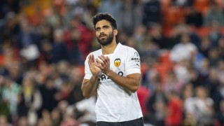 Trabzonspor Stoper Transferinde Tanıdık İsmi Gündemine Aldı