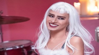 Yeni Albümünün İlk Klibini Çekti!