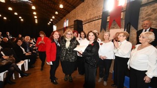 İzmir'de İleri Yaşta Dijital Eşitlik Sempozyumu yapıldı