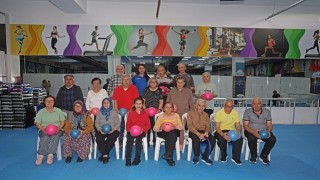 Parkinson hastaları sporla hayata bağlanıyor