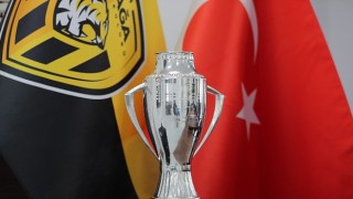 Aliağaspor FK, Şampiyonluk Kupasını Aldı
