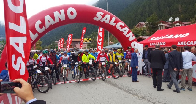 Uzungöl Dağ Bisikleti Maraton Yarışları Nefes Kesti