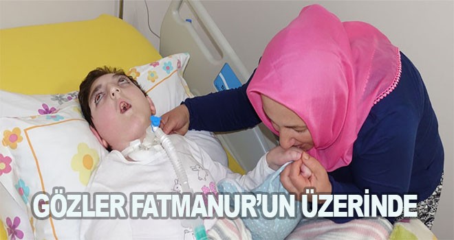 Gözler Fatmanur'un Üzerinde.