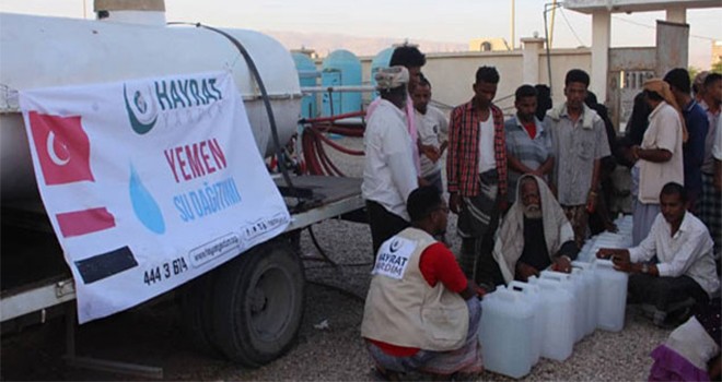 Trabzon'dan Yemen'e gıda yardımı