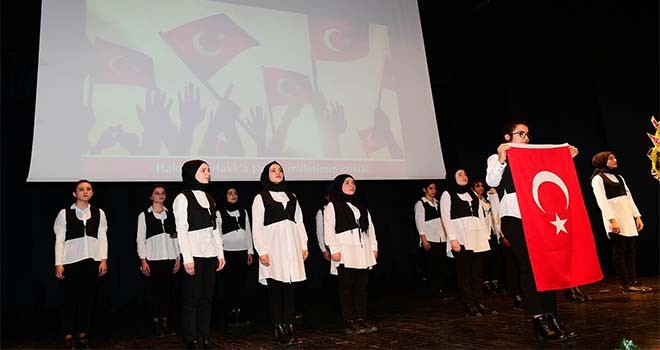 Trabzon'da İstiklal Marşı'nın Kabulü ve Mehmet Akif Ersoy'u Anma Günü Etkinliği Düzenlendi