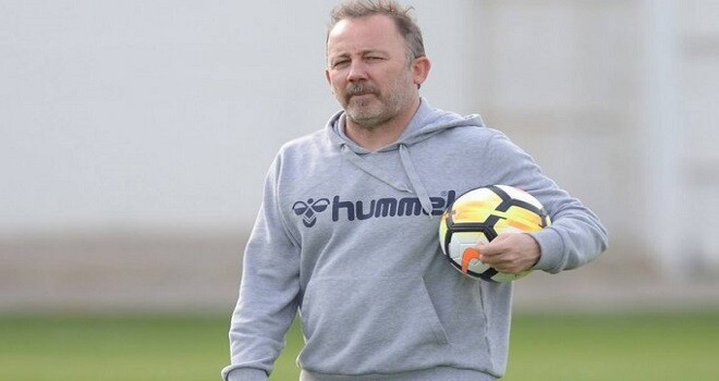 Sergen Yalçın'dan Trabzonspor sözleri: Kolay olmayacak!