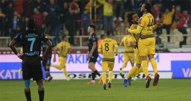 Trabzonspor'da çete var .