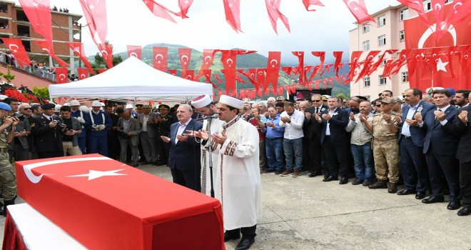Şehidimiz Bahattin Baştan Son Yolculuğuna Uğurlandı