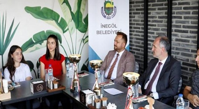 9 Sporcu Milli Takım Heyecanı Yaşayacak... İnegöl