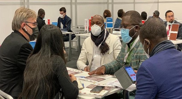 Afrikalı alıcılar hazır giyim sektörünü bekliyor