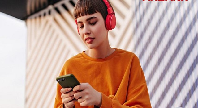 Gençlerin her ihtiyacında ilk kredileri Akbank’ta!