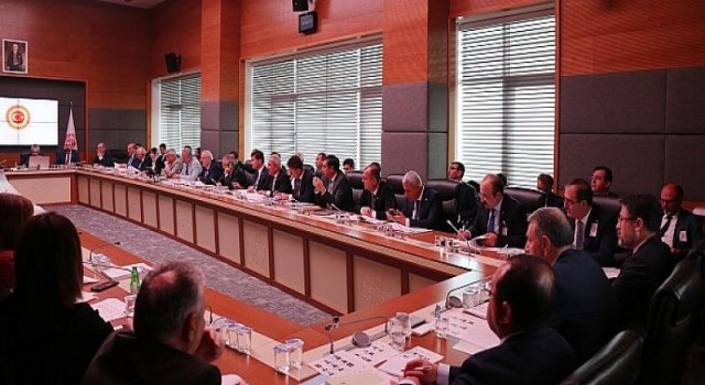 KİT Komisyonu’nda İzmir’in tarım modeli tartışma konusu oldu