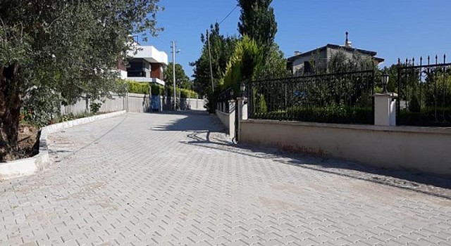 Urla’ya 3 yılda 103 milyon liralık yol, asfalt ve parke yatırımı