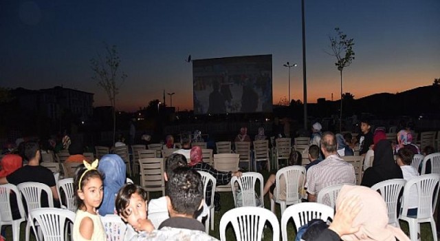 Kartepe Belediyesi Cüneyt Arkın’ı Unutmadı