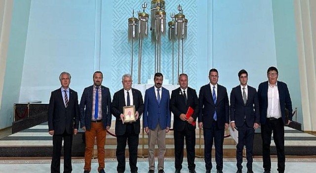 İzmir Kâtip Çelebi Üniversitesi İKÇÜ’ye Büyük Gurur