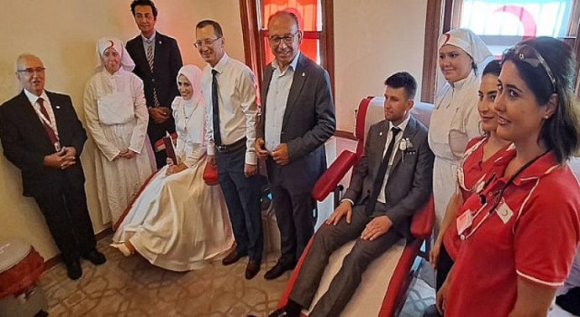 Manisa’nın Turgutlu ilçesinde 100 yıl sonra Türk Kızılayı’ı Kan Bankası ve hizmet binası tekrar açıldı