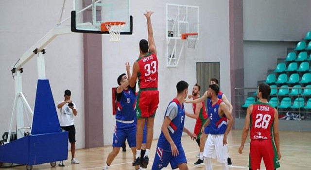 Portekiz Milli Basketbol Takımı hazırlıklarını Bağcılar’da sürdürüyor
