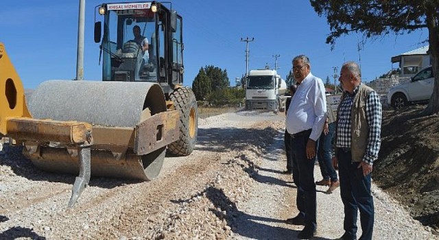 Antalya Büyükşehir Yeleme Mahallesi’nin 18 yıllık yol hasretini sona erdiriyor