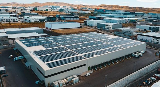 FİLE, Enerji İhtiyacını Ankara Deposuna Kurduğu 8 Bine Yakın Güneş Paneli ile Karşılayacak