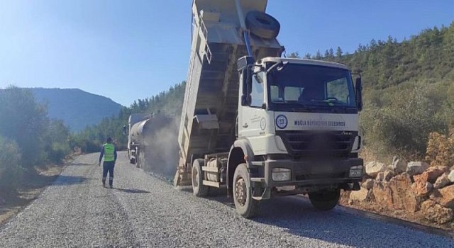 Muğla Büyükşehir Belediyesi Menteşe’de 466 Km asfalt çalışması yaparak yolların yüzde 92’sini yeniledi