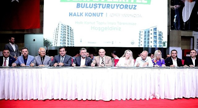 Bayraklı'da "Halk Konut" ofisi yüzleri güldürdü