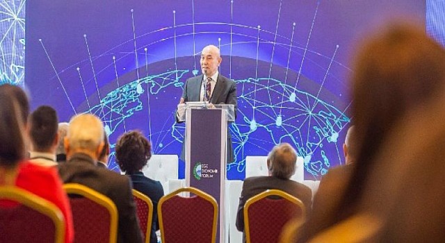 Bu İzmir’in hem hakkı hem sorumluluğudur