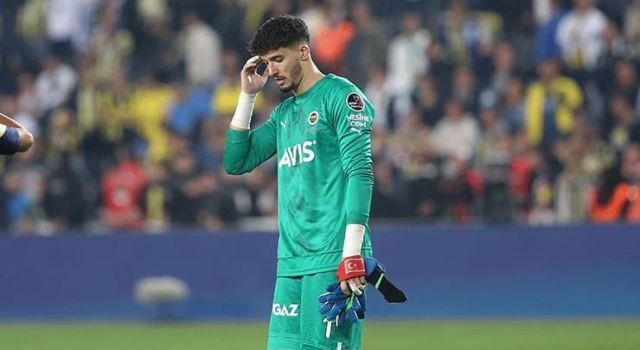 Fenerbahçe'den Altay Bayındır açıklaması geldi.