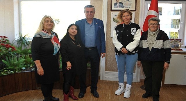 Kadın dernek ve platform başkanları Kemer Belediyesi'nde