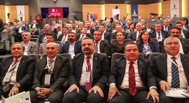 Başkan Böcek İkinci Yüzyılın İktisat Kongresi'nde