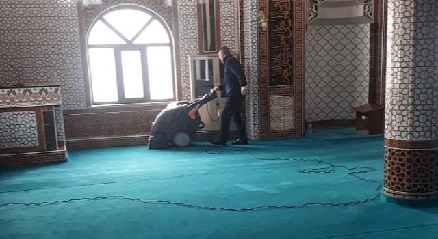 Gölcük'teki Camiler Ramazan Ayına Pırıl Pırıl Giriyor