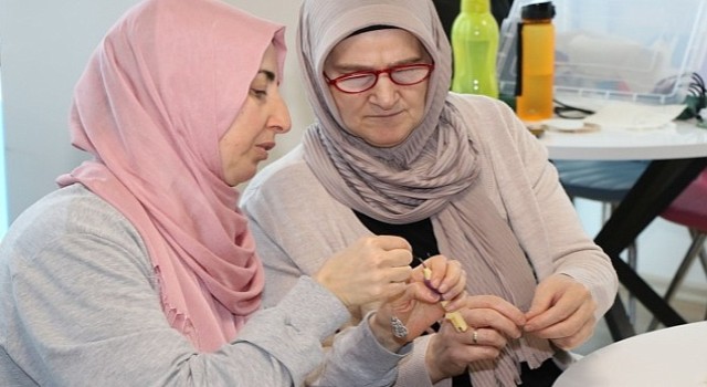 Anne Şehir'den Punch tekniği ile nakış