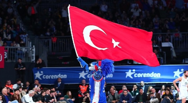 Mobilet';te Anadolu Efes Maçlarında Yerin Hazır